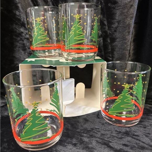 7 New Libbey Christmas Tree 8 Oz Glasses Green Gold Stars Red Stripe Item 438 - Picture 6 of 9